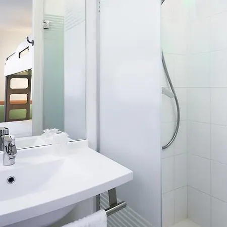 Ibis Budget Aachen Grenze ראהרן