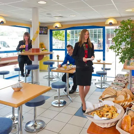 Ibis Budget Aachen Grenze מלון